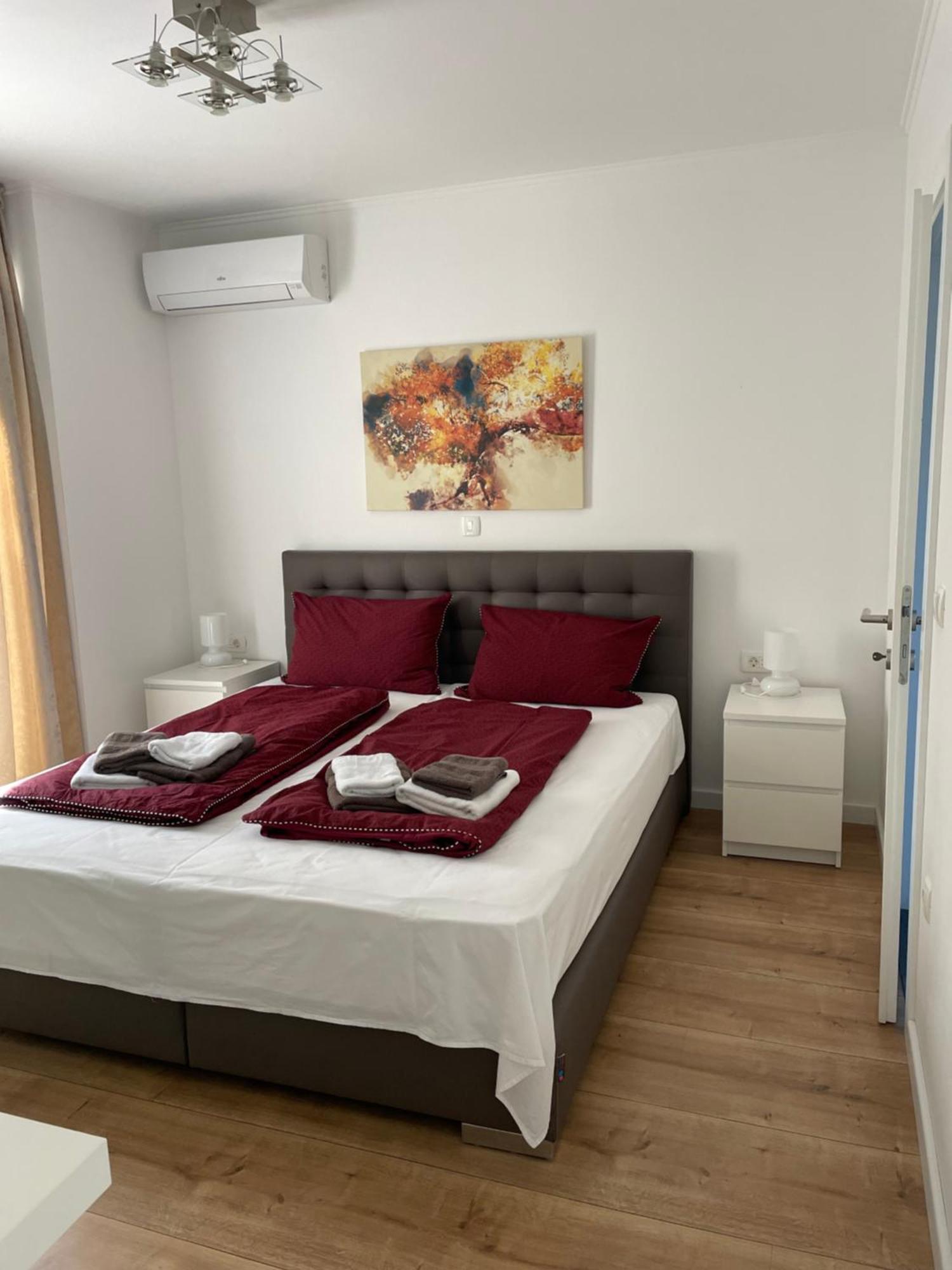 Villapetra ; Veliko Brdo Villa